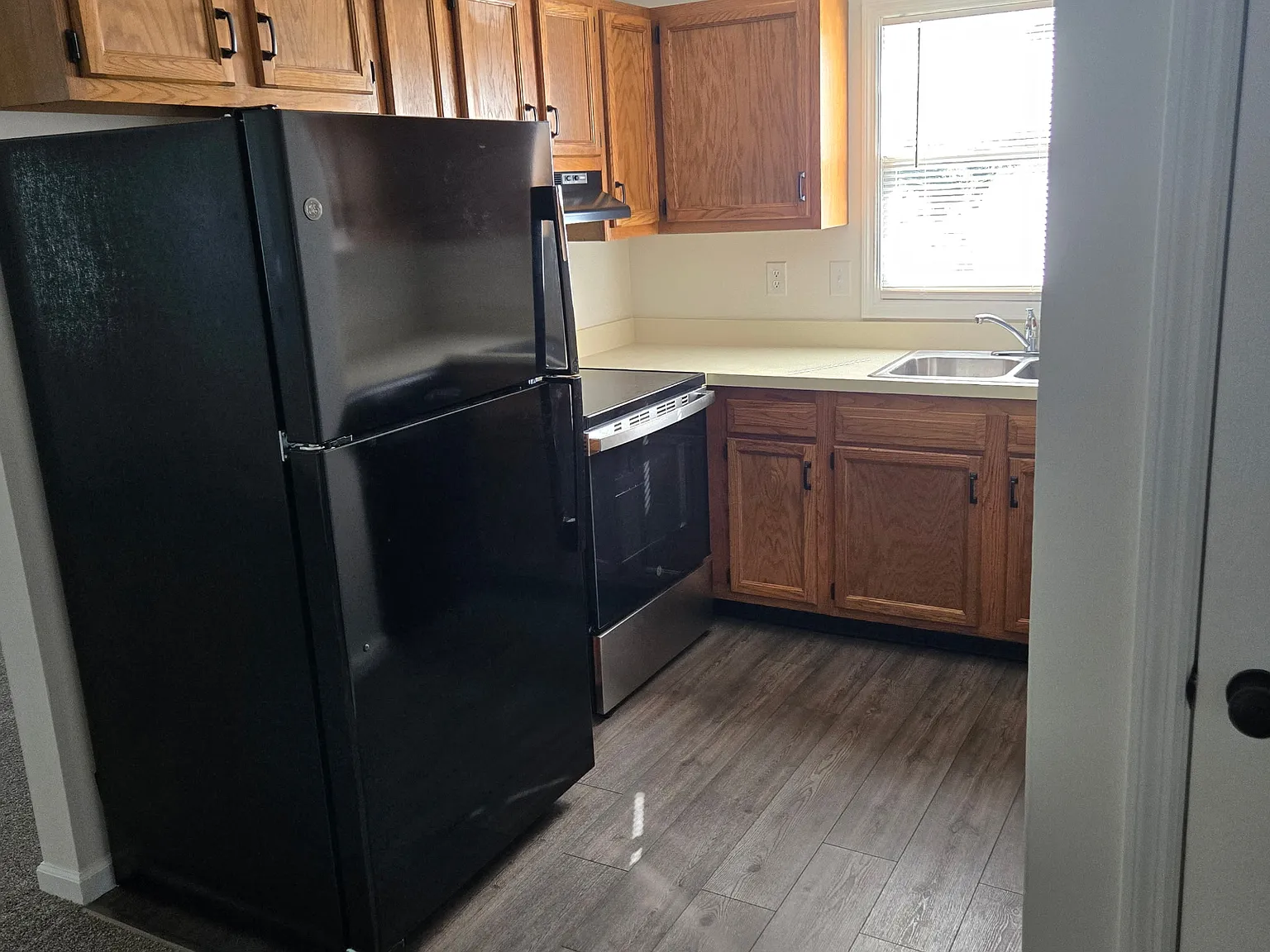 2 bed, 750 sqft, $1,200 — Photo 4