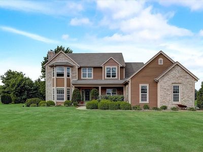 N62W29206 Old Barn Rd, Hartland, WI, 53029