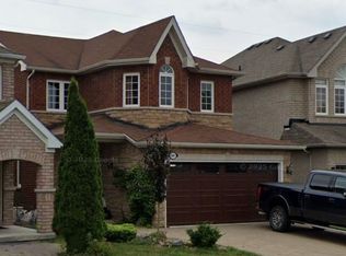 687 Sunbird Trl, Pickering, ON L1X 2X6