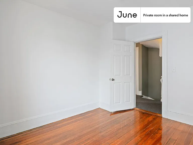 4 Haskell St #B — Photo 3
