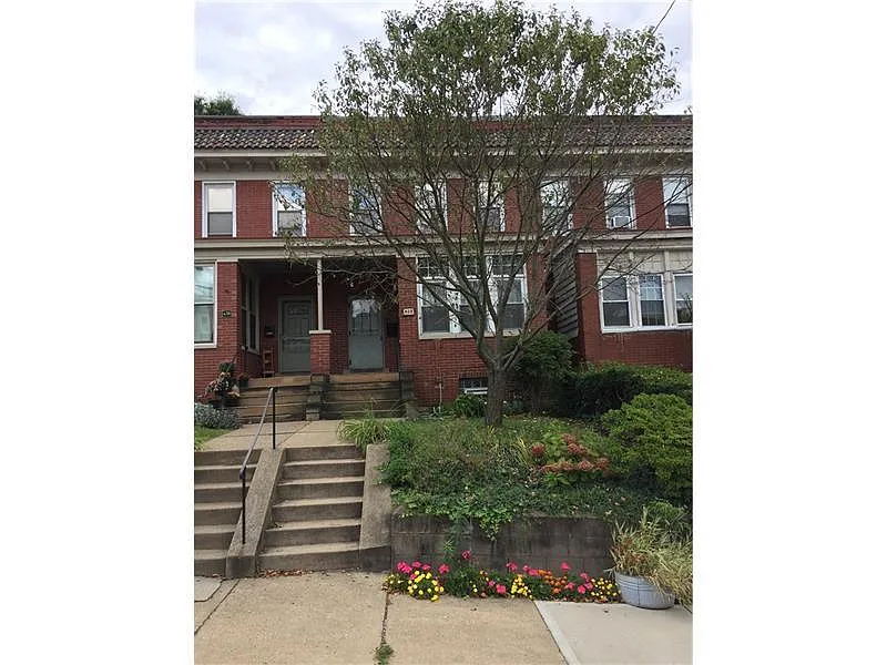 628 Hastings St photo 1