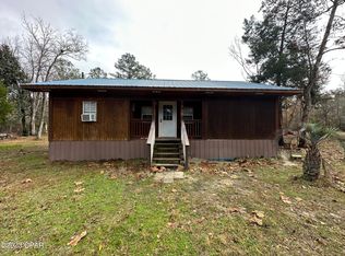 162 Yoder St, Wewahitchka, FL 32465
