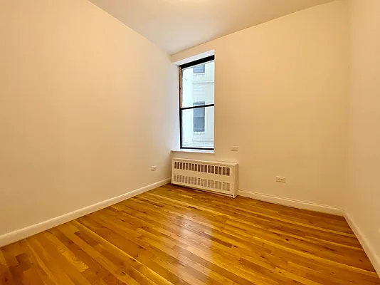 Rented by Bohemia Realty Group | media 7