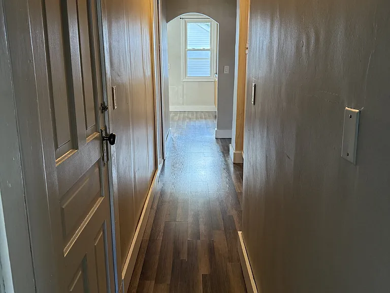 2124 Eastern Ave NE — Photo 17