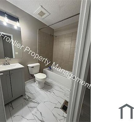 5th image of 1717 S Tucker Blvd APT D