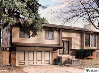 4911 S 149th St, Omaha, NE 68137