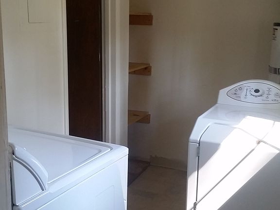 4th image of 3043 Harrison Ave APT A