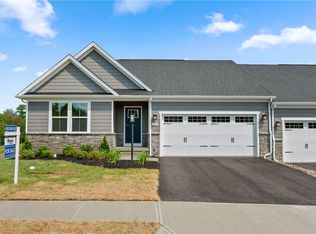 210 Mary St, Coraopolis, PA 15108