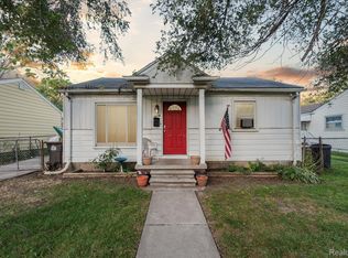 5876 Princess St, Taylor, MI 48180