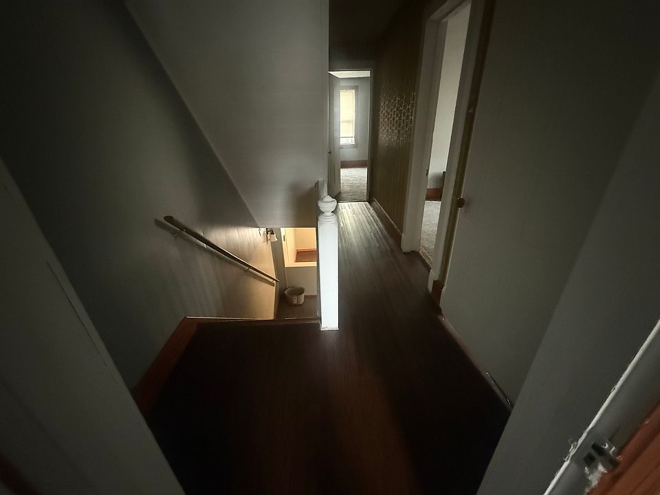 Second floor landing