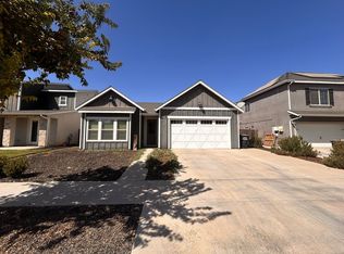 2441 N Divisadero St, Visalia, CA