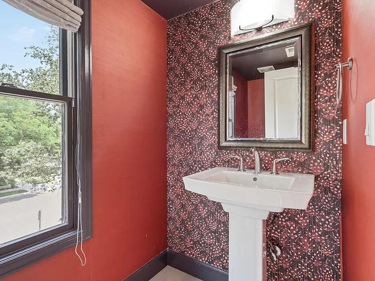 221 S Garfield St #211 — Photo 12