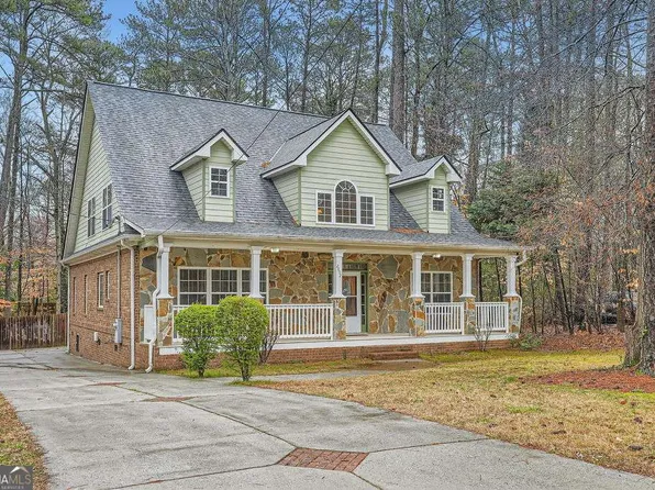 2892 Orr Dr, East Pt, GA 30344