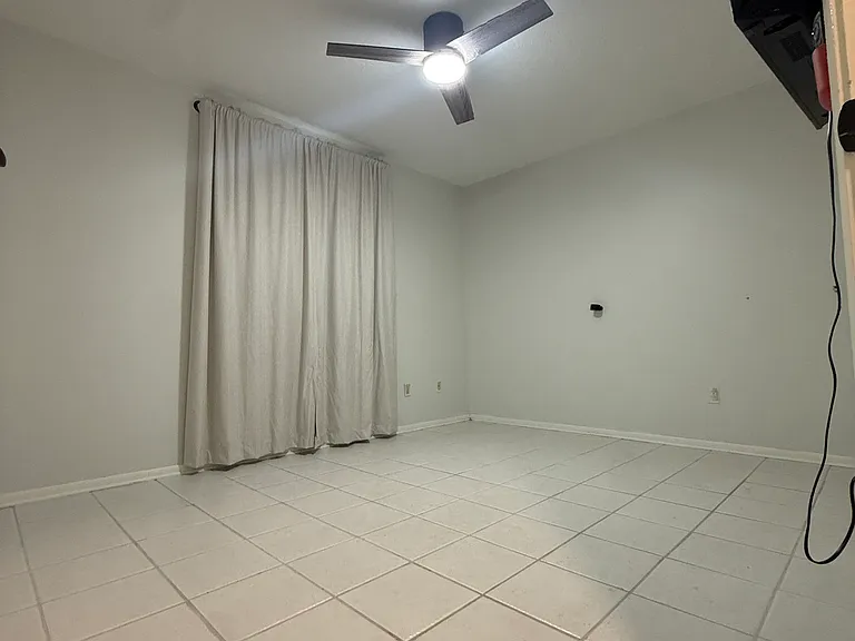 1403 Sparrow St #C — Photo 4