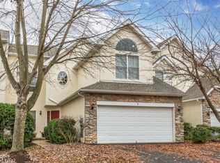 9 Georgetown Ct, Basking Ridge, NJ 07920