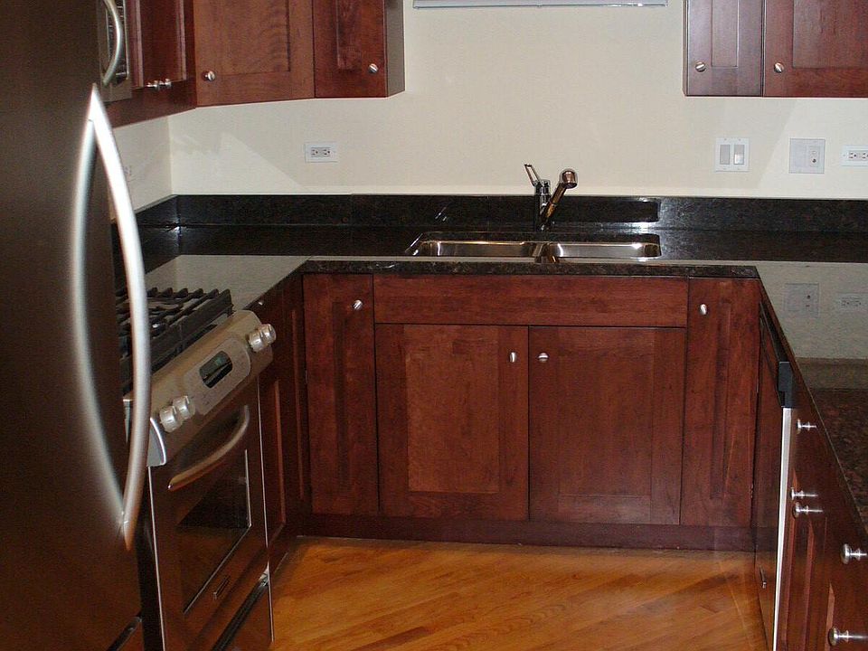 1st image of 3829 N Southport Ave #3D