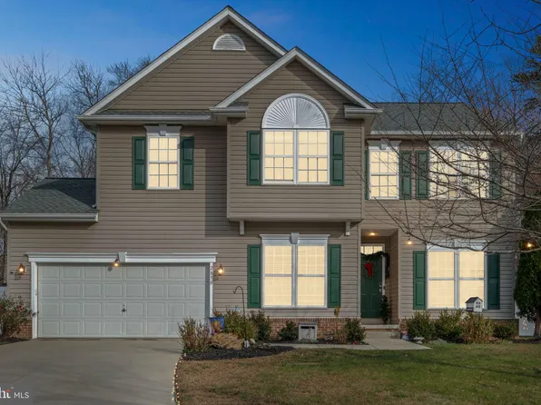 2850 Merchant Ct, Waldorf, MD 20603