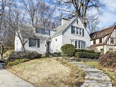 1703 Trevilian Way, Louisville, KY, 40205