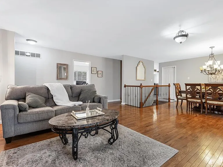 292 Portwind Pl — Photo 4