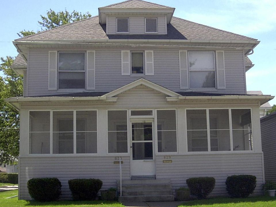 large 2 + bedroom near Genesis East and Palmer College
