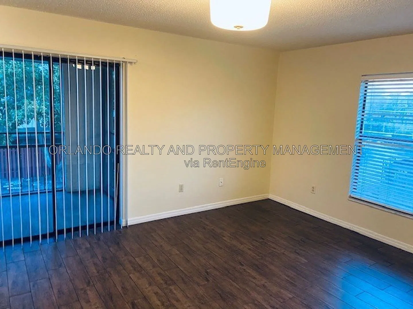 3 bed, 2.0 bath, 1137 sqft, $1,350 — Photo 4