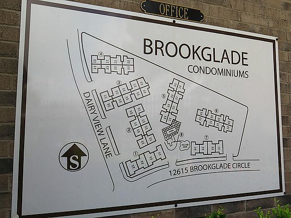3rd image of 12615 Brookglade Cir Unit 313