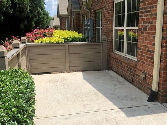 4th image of 95 Kendrick Farm Ln #21