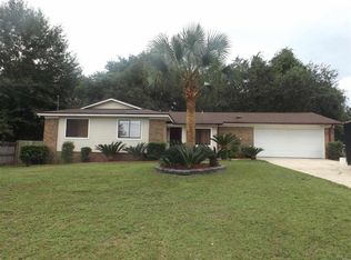 2135 Yardley Dr, Pensacola, FL 32526