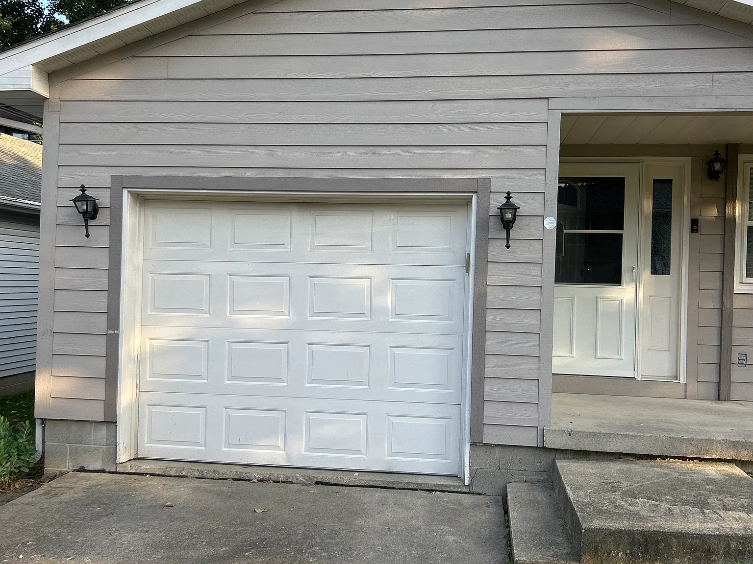 3 bed, 1171 sqft, $1,775 — Photo 2