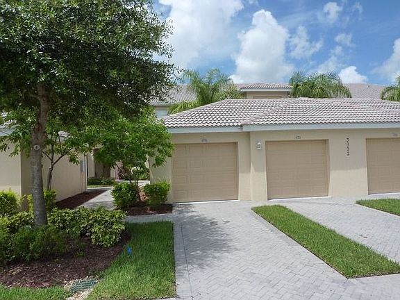 2nd image of 3992 Bishopwood Ct E APT 101
