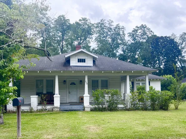 208 Donaldson St, Statesboro, GA 30458