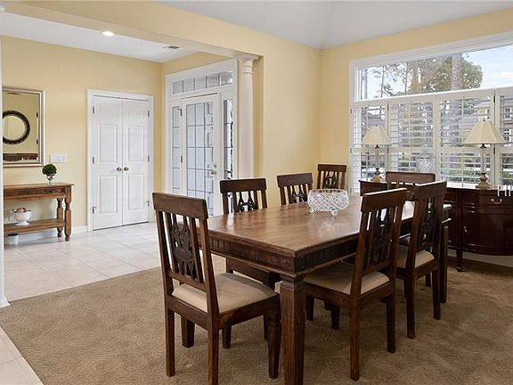 5th image of 12 Wicklow Dr