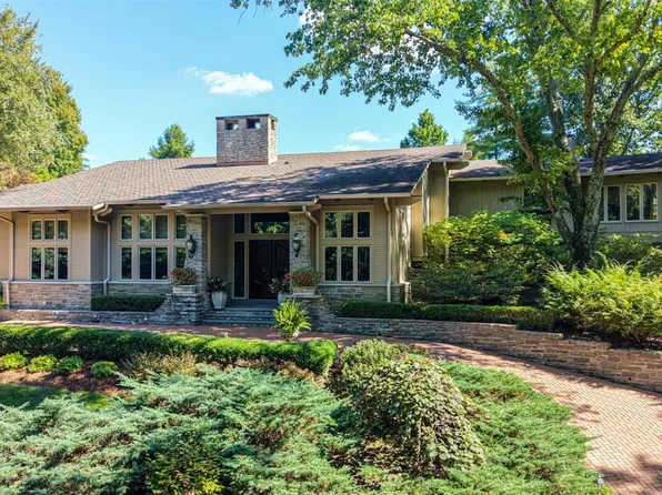 736 Elsinboro Dr, Cincinnati, OH 45226
