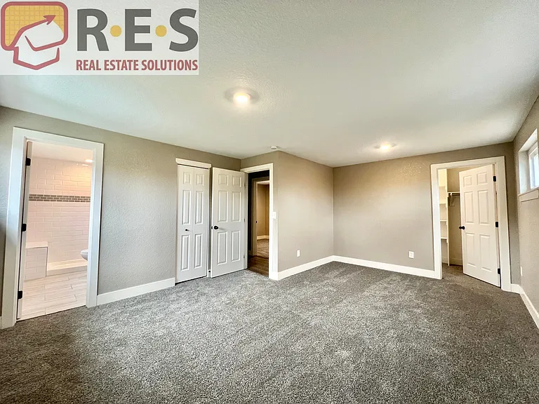 3178 S Dayton Ct — Photo 16