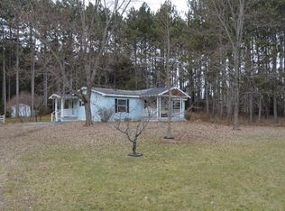 10460 Lakeview Dr, Atlanta, MI 49709