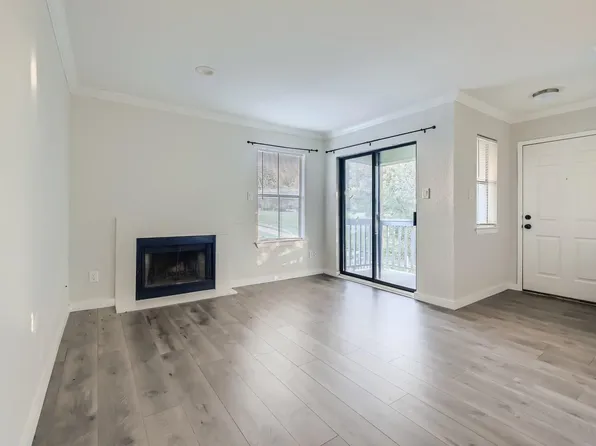 4500 E Oltorf St #B-206, Austin, TX 78741