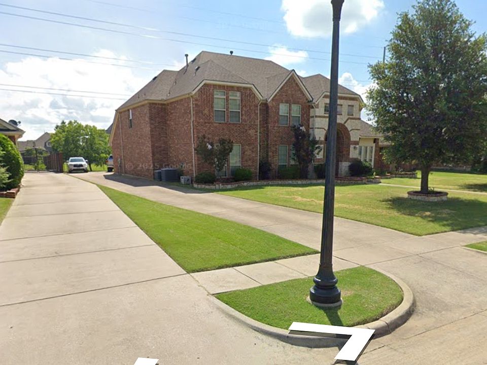 1st image of 290 Stone Mountain Dr