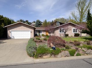 910 N Conestoga Blvd, Yakima, WA 98908