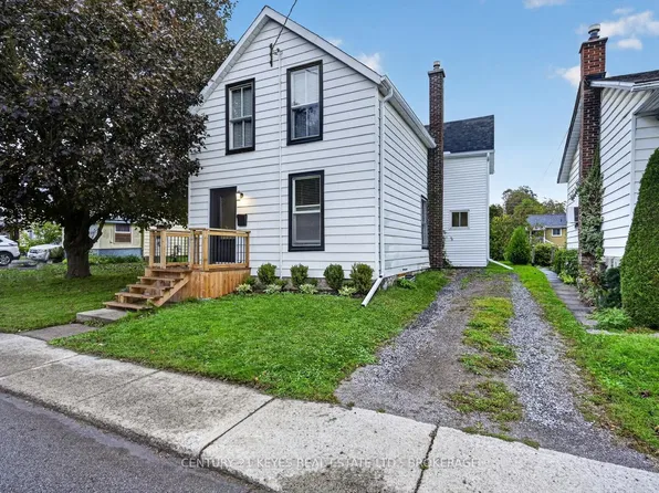 39 Amy St, Brockville, ON K6V 1V9