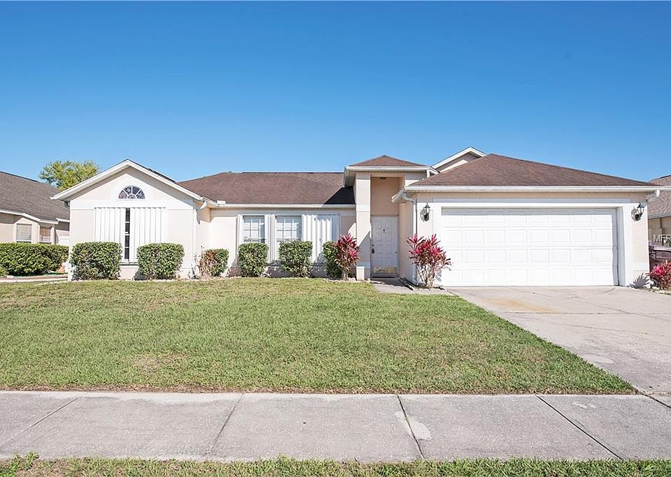 1st image of 2423 Lancashire Ln