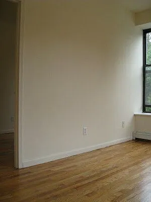 Rented by Tower Brokerage | media 16