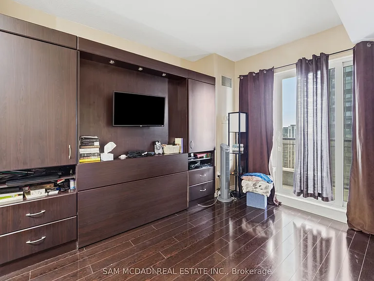 385 Prince Of Wales Dr #2312 — Photo 10