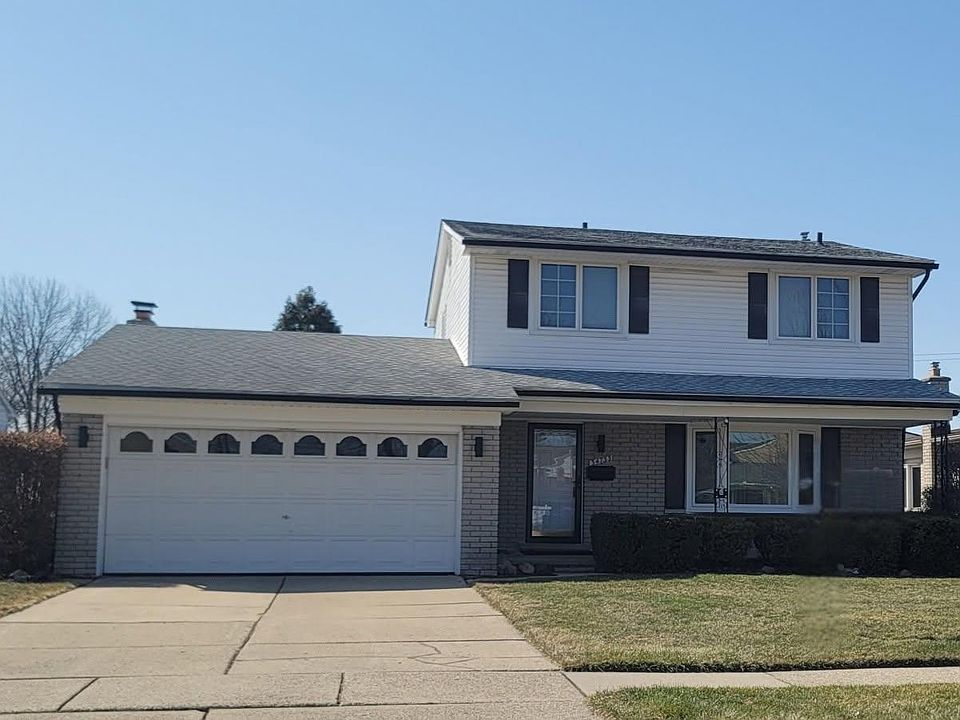 1st image of 34733 Fargo Dr