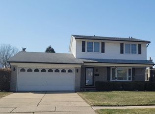 34733 Fargo Dr, Sterling Heights, MI 48312