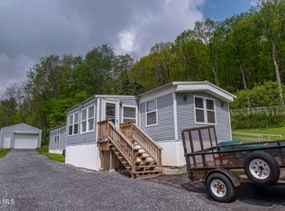 1277 Diamond Ln, Portage, PA 15946