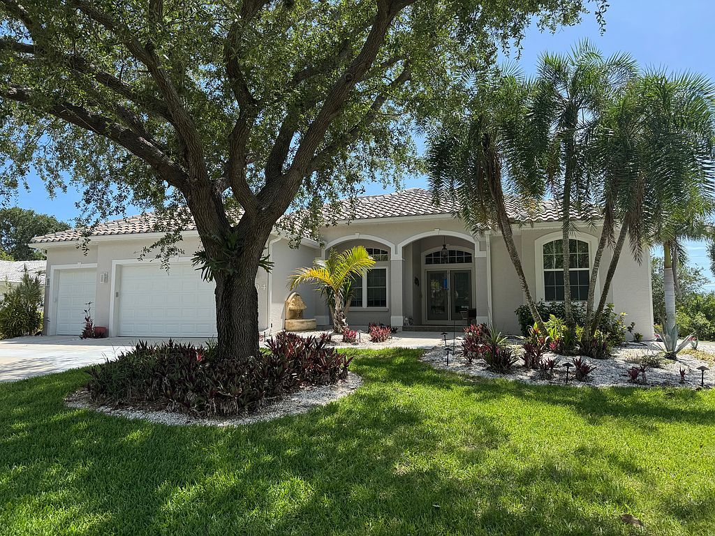 104 Raphael Pl - Property Image