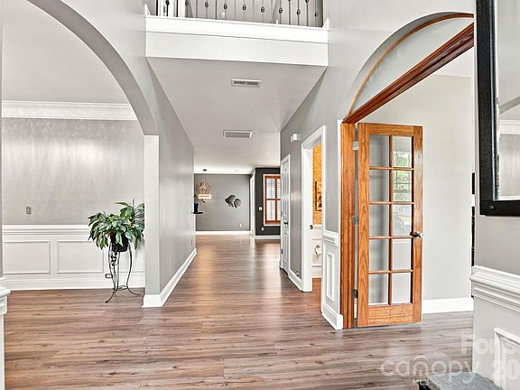 3rd image of 1404 Belmont Stakes Ave