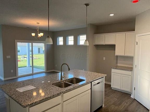 4th image of 5861 Ryman Dr