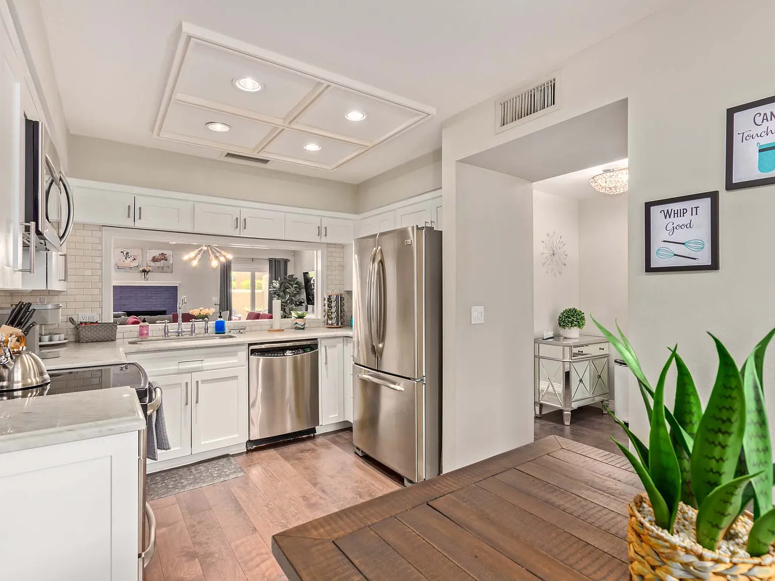 2 bed, $5,750 — Photo 3