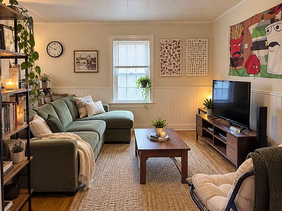 3rd image of 1145 Stillwater Ave #2